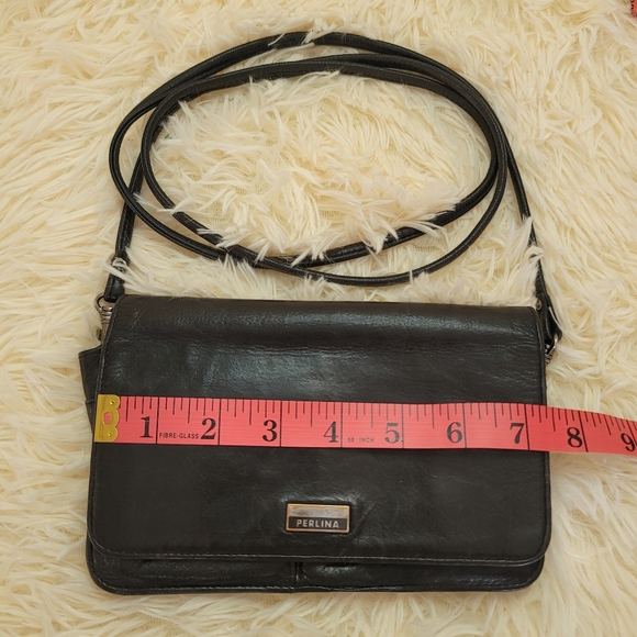 Perlina Crossbody Wallet - Picture 3 of 10